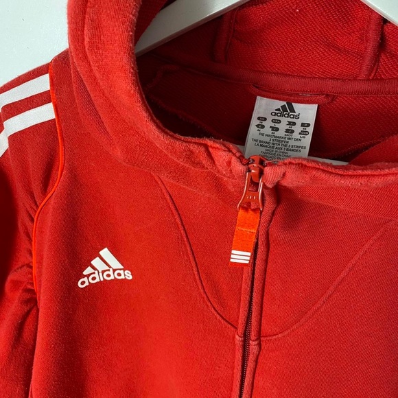 Red Adidas hoody
zip fleece hoodie jacket
Full zip
Size 14 - Picture 3 of 4